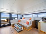 MC82 forward settee